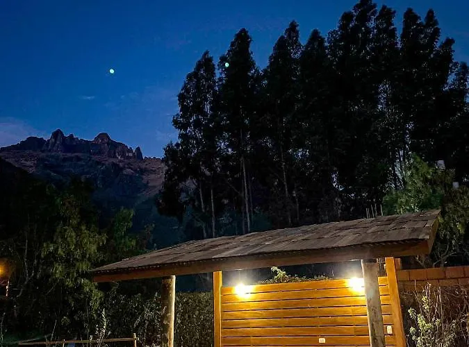 Light Wood Hotel Calca